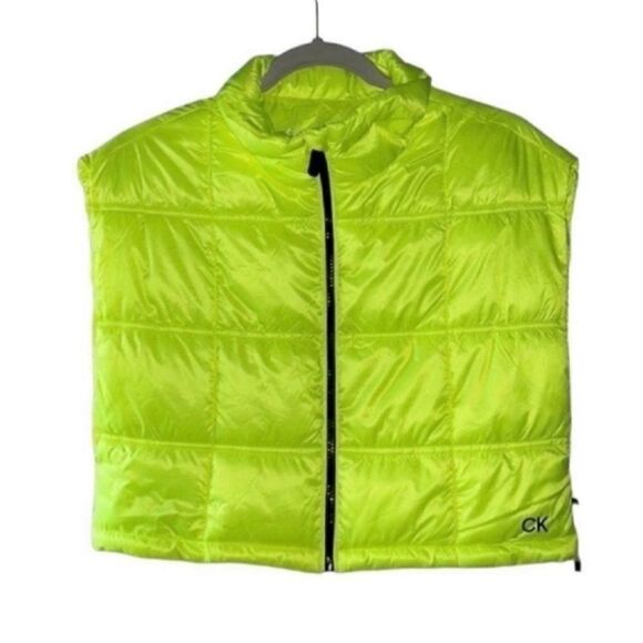 Calvin Klein Performance Green Oversized
Mock Neck Vest(Size XS) - Picture 5 of 10